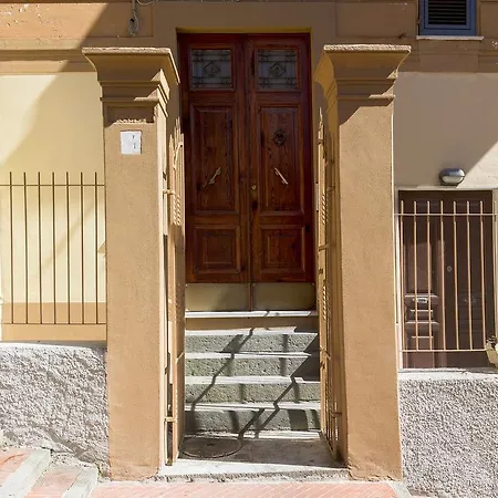 Good Night Moon Guest house La Spezia