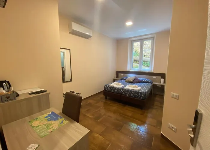 Good Night Moon 3* La Spezia